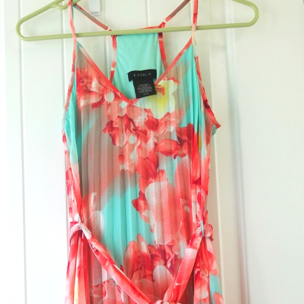 A pleated flowy maxi dress by B. Darlin, size 3/4